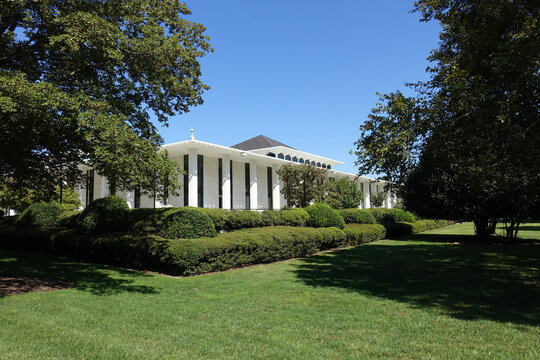 North Carolina State Legislative Building from the Side