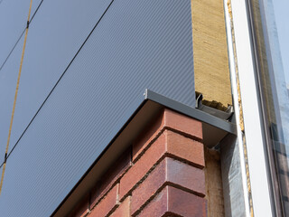 Wärmedämmung Fassade - Neubau Industriehalle - Energieeffizienz