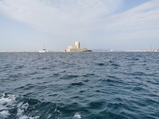 La magnifica Sicilia! I migliori paesaggi ed i monumenti di: Palermo, Cefal&ugrave;, Morreale, San Vito lo Capo, Trapani, Erice, Sciacca, Agrigento, le Saline, Siracusa, Etna e Taormina.