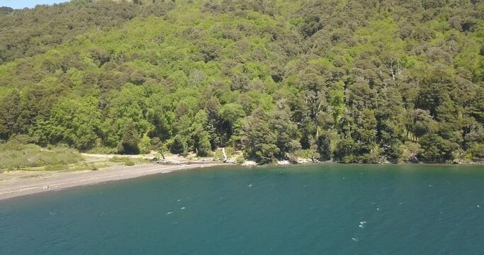 Lago Tromen