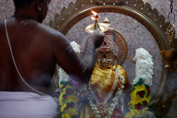 Faith and religion. Hinduism.
