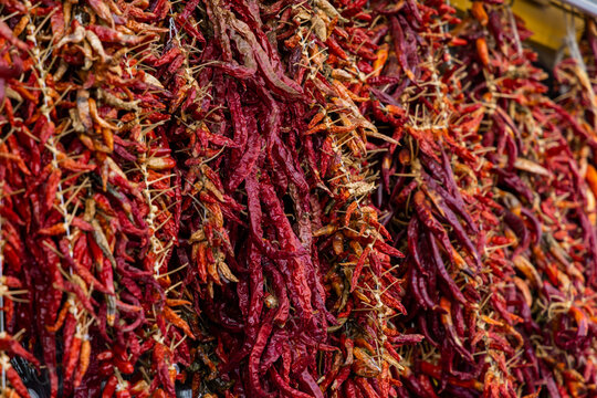 Dried garlic and red peppers