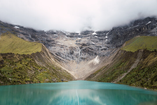 The blue Humantay lake
