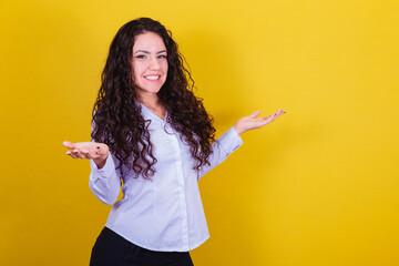 Entrepreneurial woman, business woman, With open arms, welcome, welcoming. © StockImageBrasil