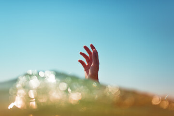 Hand surviving heat wave on the water