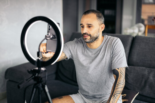 Influencer on social media