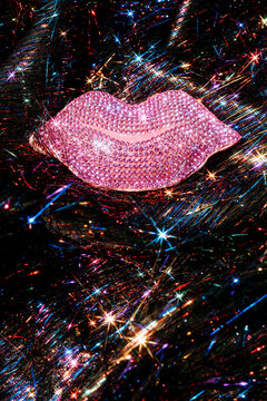 Multicolor texture and pink mouth