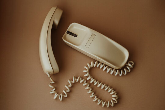 The old telephone
