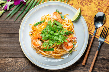 タイ風焼きそば「パッタイ」