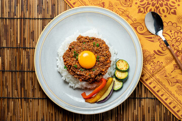 夏野菜のキーマカレー