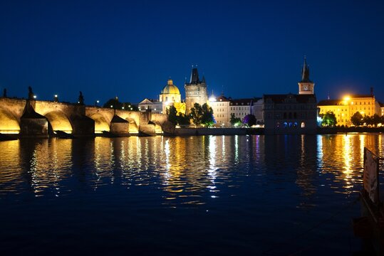 Charles bridge at night, in Prague, Czech Republic.