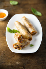 Fried spring rolls with vegetables