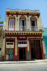 Obraz premium colorful oold houses in havana