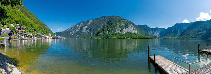 Hallstätter See mit Hallstatt im Salzkammergut, Österreich