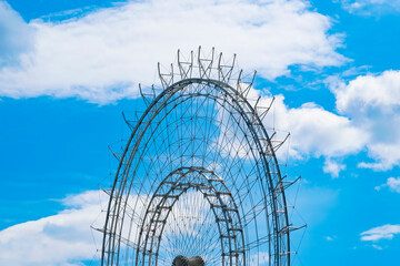 ferris wheel without cabins. the sun of Moscow