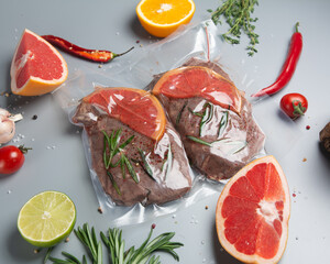 стейк з телятини вакумований з грейпфрутом