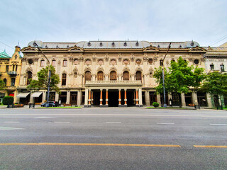 Fototapeta na wymiar Rustaveli National Theatre in Tbilisi