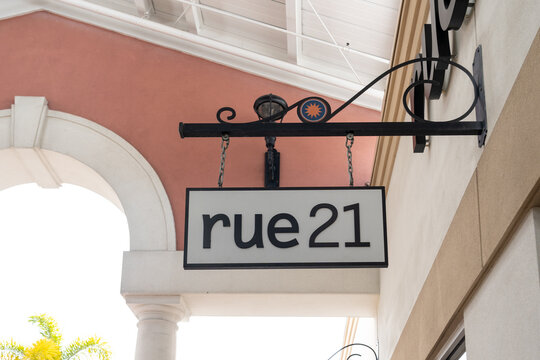 Orlando, Florida, USA- January 21, 2022: Rue21 store sign in Orlando, Florida, USA; Rue21 is an American specialty retailer of women's casual apparel and accessories.