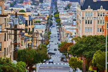 Zelfklevend Fotobehang San Francisco steep streets lined with colorful homes © Nicholas J. Klein