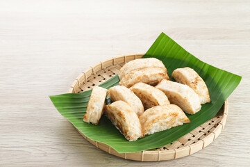 Kue Pancong, Gandos or Bandros is an Indonesian traditional snack made from a mixture of rice flour, grated coconut, and coconut milk.
