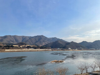 This is the river from the cafe.