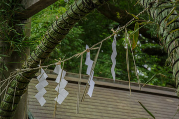 東京赤坂にある氷川神社に茅の輪ができた