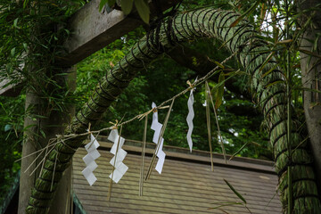 東京赤坂にある氷川神社に茅の輪ができた