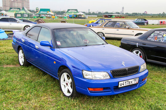 Nissan Laurel