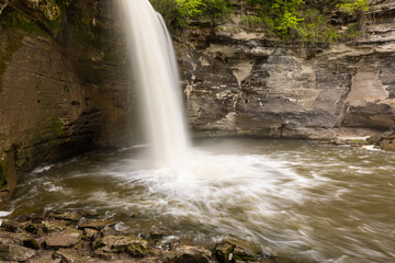 Obraz premium Minneopa Waterfall In Spring