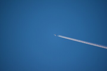 夜空、ジェット機、飛行機、滋賀県上空、びわ湖上空