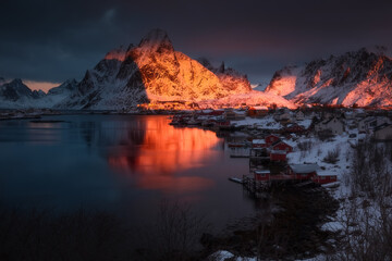 Sunrise over Reine