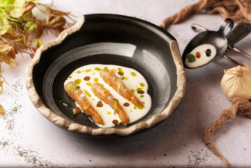 peeled prawns with white garlic and almond sauce