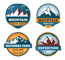 Mountain labels. Snowy rock tops, outdoor adventure emblems. Sport club or expedition badges. Wildlife hiking