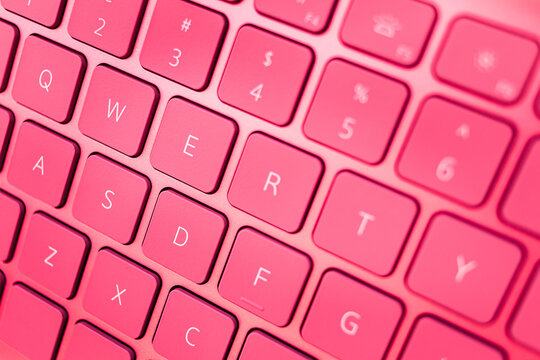 Pink keybord