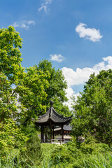 Chinesischer Pavillon im Luisenpark in Mannheim, Baden-Württemberg