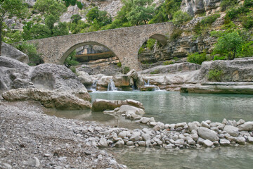Désignées comme une Merveille des Hautes-Alpes, les Gorges de la Méouge avec son pont roman sont...