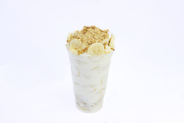 Platanos con crema y granola para disfrutar al instante 