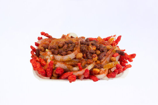 chetos con cueritos preparados con cacahuate y tamarindo 