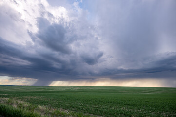 Fototapeta na wymiar Storm over the Beautiful Prairies