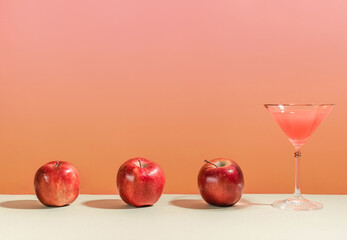 apple smoothie. non-alcoholic apple cocktail. apple cider. homemade apple alcoholic cocktail. martini with apple juice