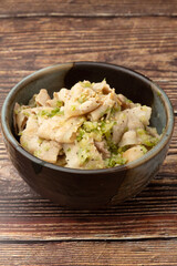 豚ばらネギ塩丼