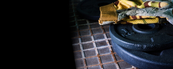 Iron sports equipment for weightlifting