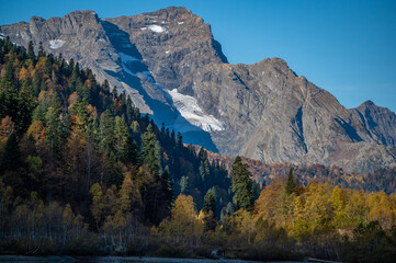 Fototapeta na wymiar national park mountains autumn