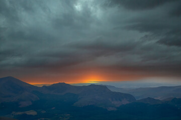 Sonnenuntergang auf dem Mount Snowdon, Snowdonia Nationalpak in Wales, UK