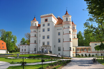 Palace in Wojanow, village in Lower Silesia Voivodeship, Poland. - obrazy, fototapety, plakaty