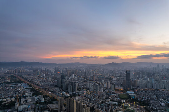 City skyline of Kunming China © 哲 樊