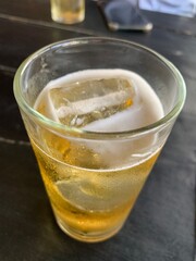 iced tea with lemon