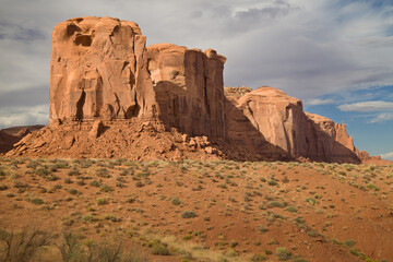Fototapeta na wymiar Spearhead Mesa in Monument Valley