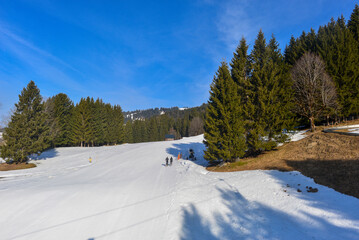 Fototapeta na wymiar Skigebiet Laterns-Gapfohl in Vorarlberg, Österreich 
