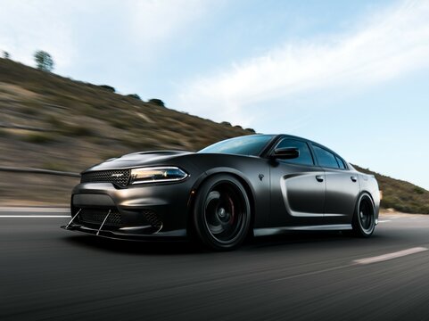 Seattle, WA, USA
August 19, 2022
Dodge Challenger parked
